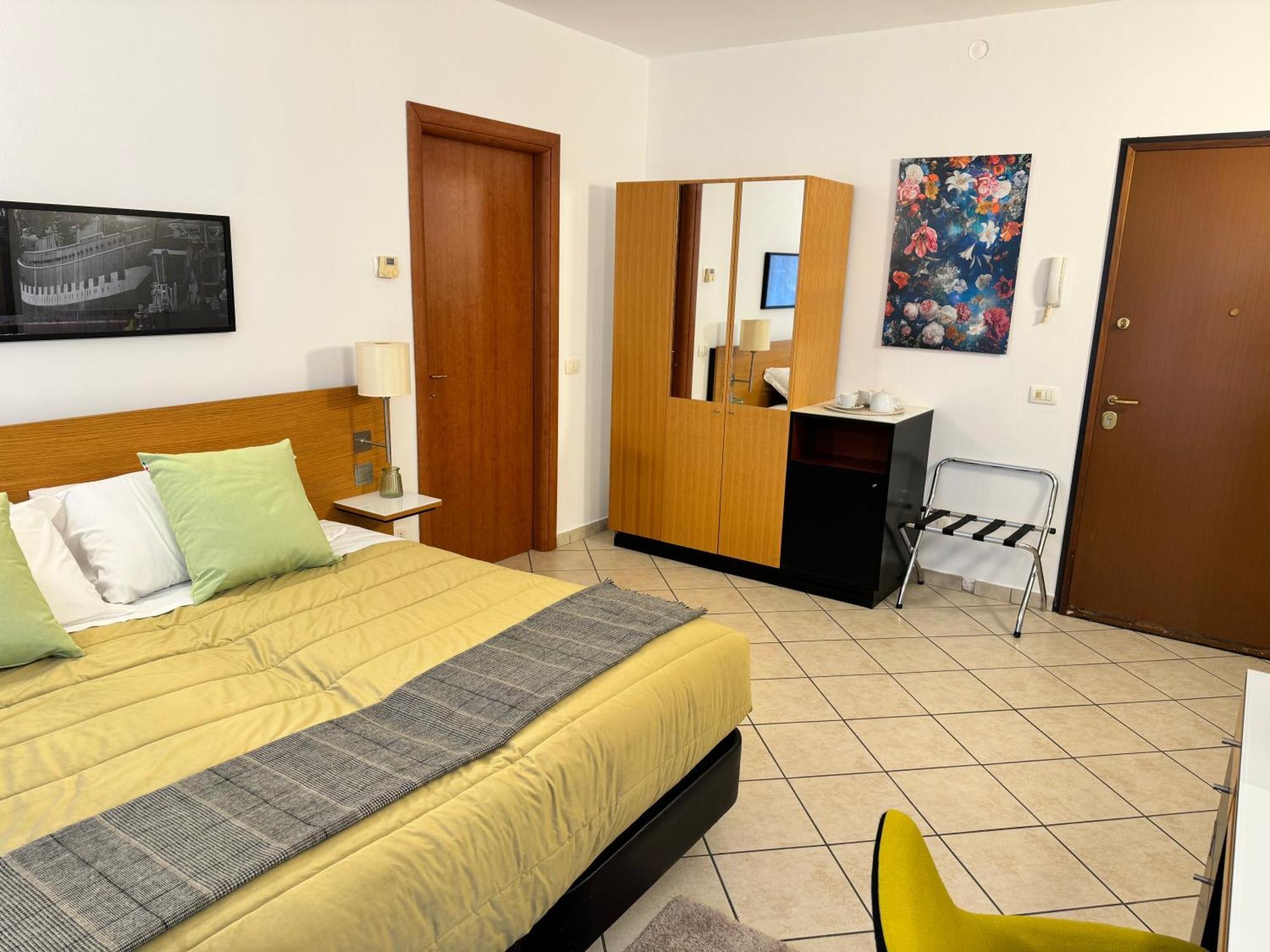 Residence Malpensa Сомма-Ломбардо Экстерьер фото